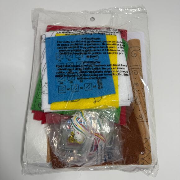 Bucilla 89383E Gingerbread Christmas Village Felt House Ornament Kit NEW Sealed - Picture 3 of 6